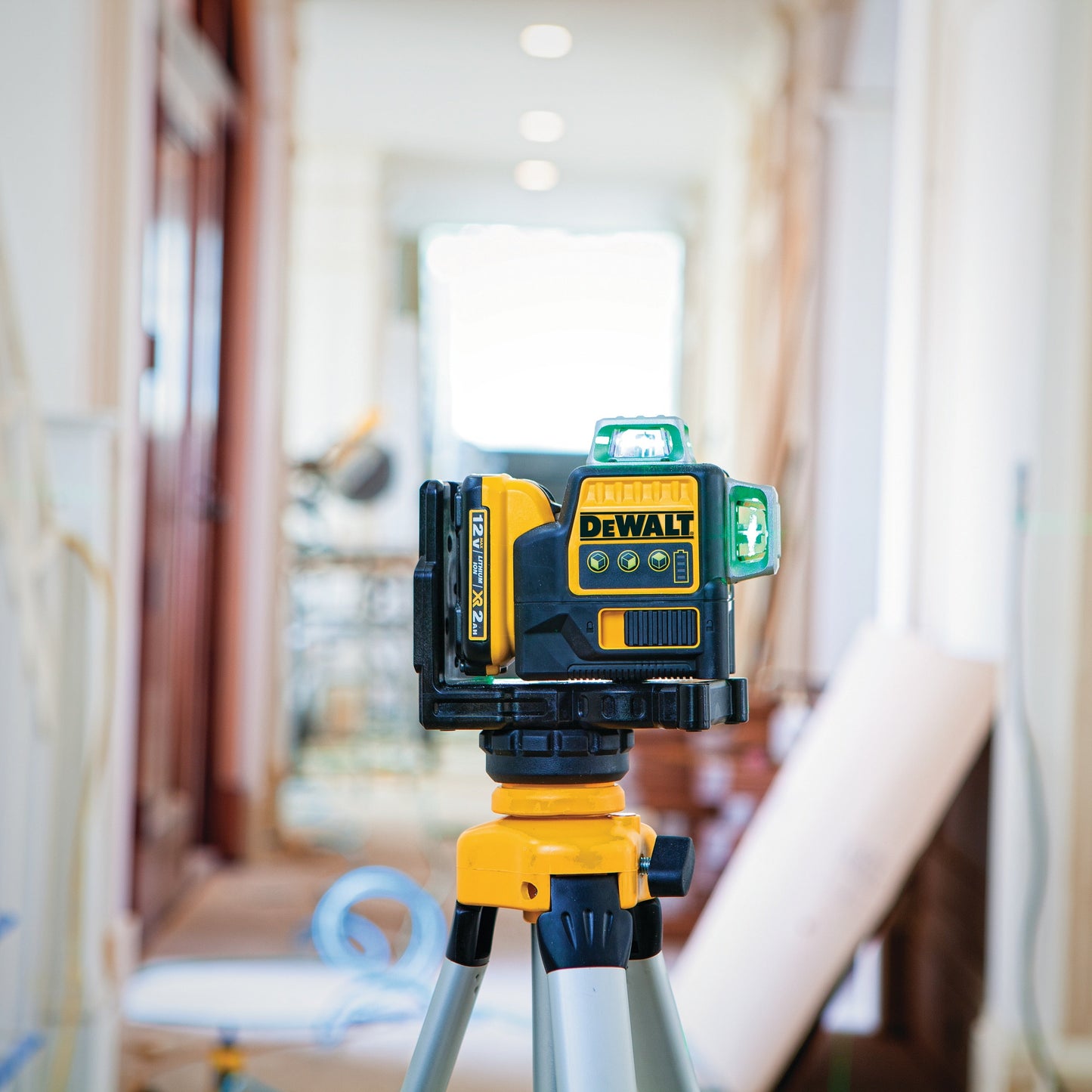 DEWALT 12V MAX 360° Green Laser Level Level