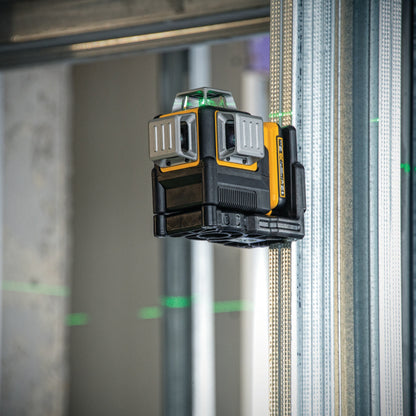 DEWALT 12V MAX 360° Green Laser Level Level